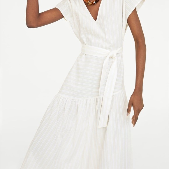 Zara Dresses & Skirts - Zara Woman Elegant White V-Neck Dress